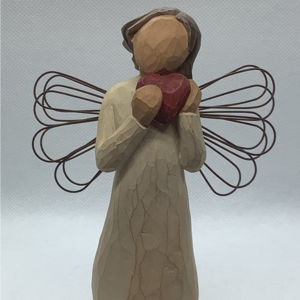Willow Tree Figure Angel of The Heart Demdaco Sue Lordi 2000 Collectible 5”